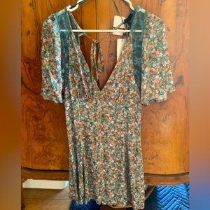 COTTON Candy LA flowy floral dress